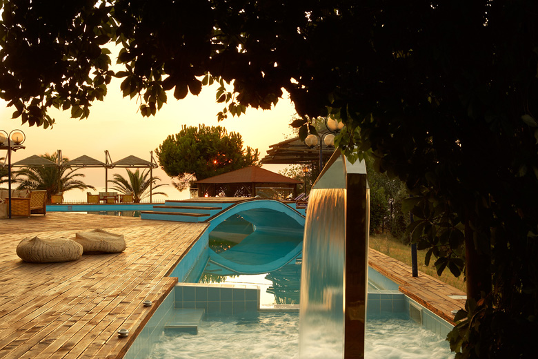 daratzis-pools